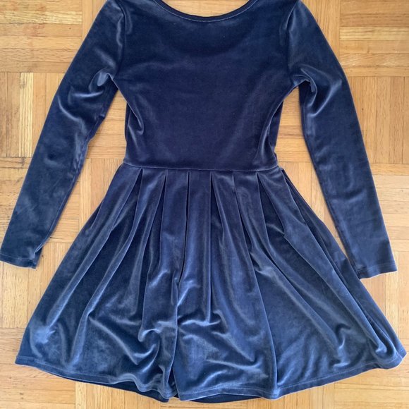 Talula Purple Velvet Long Sleeved Dress - Picture 5 of 6
